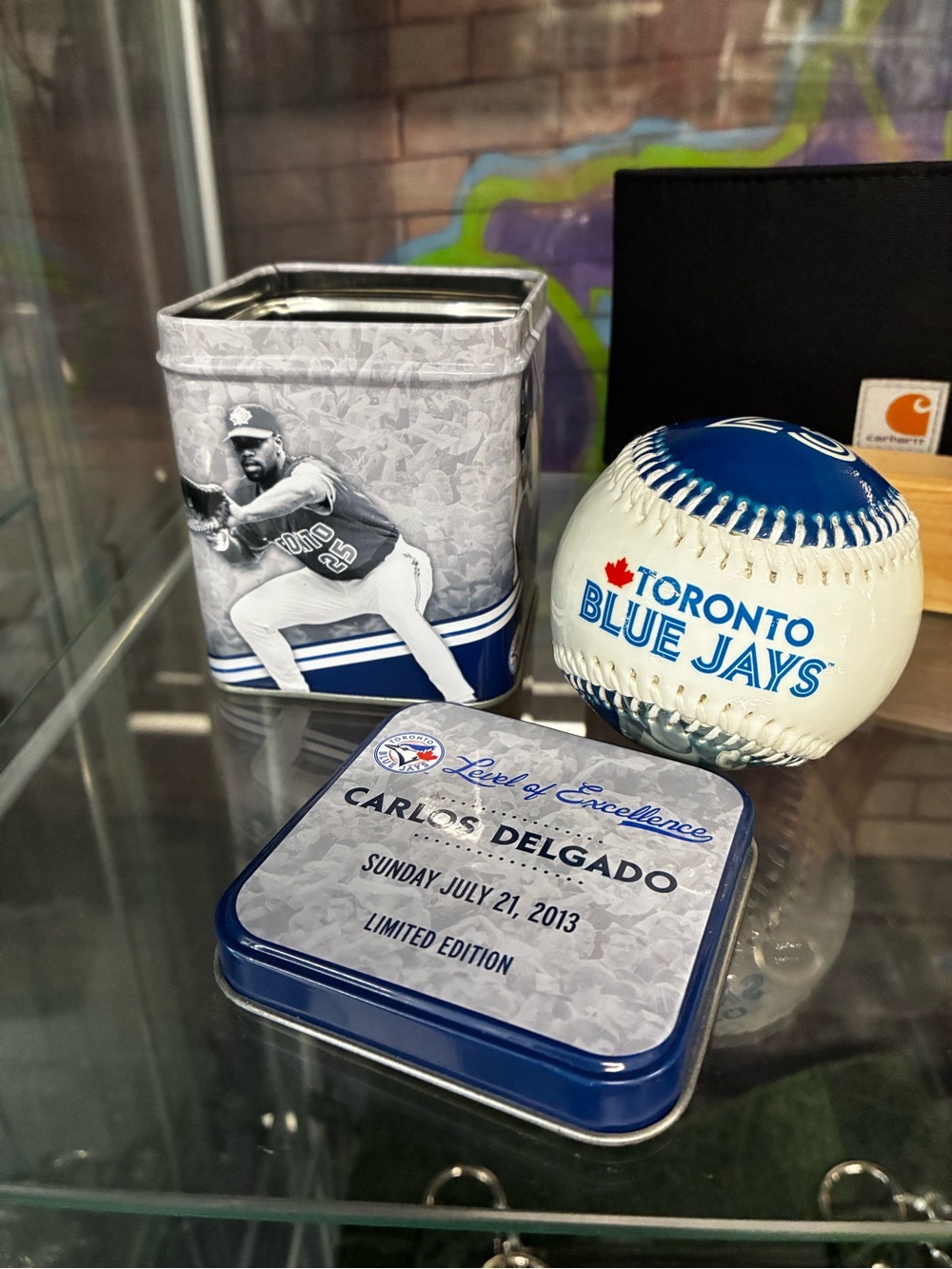 Toronto Blue Jays Commemorative Baseball & Tin Set - Carlos Delgado